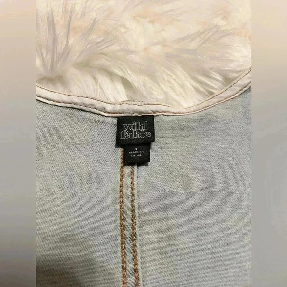 Wild Fable- Women’s Cropped Denim Vest- Floral, 90’s, - Picture 3 of 9